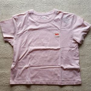 Brand new Roots field T-shirt